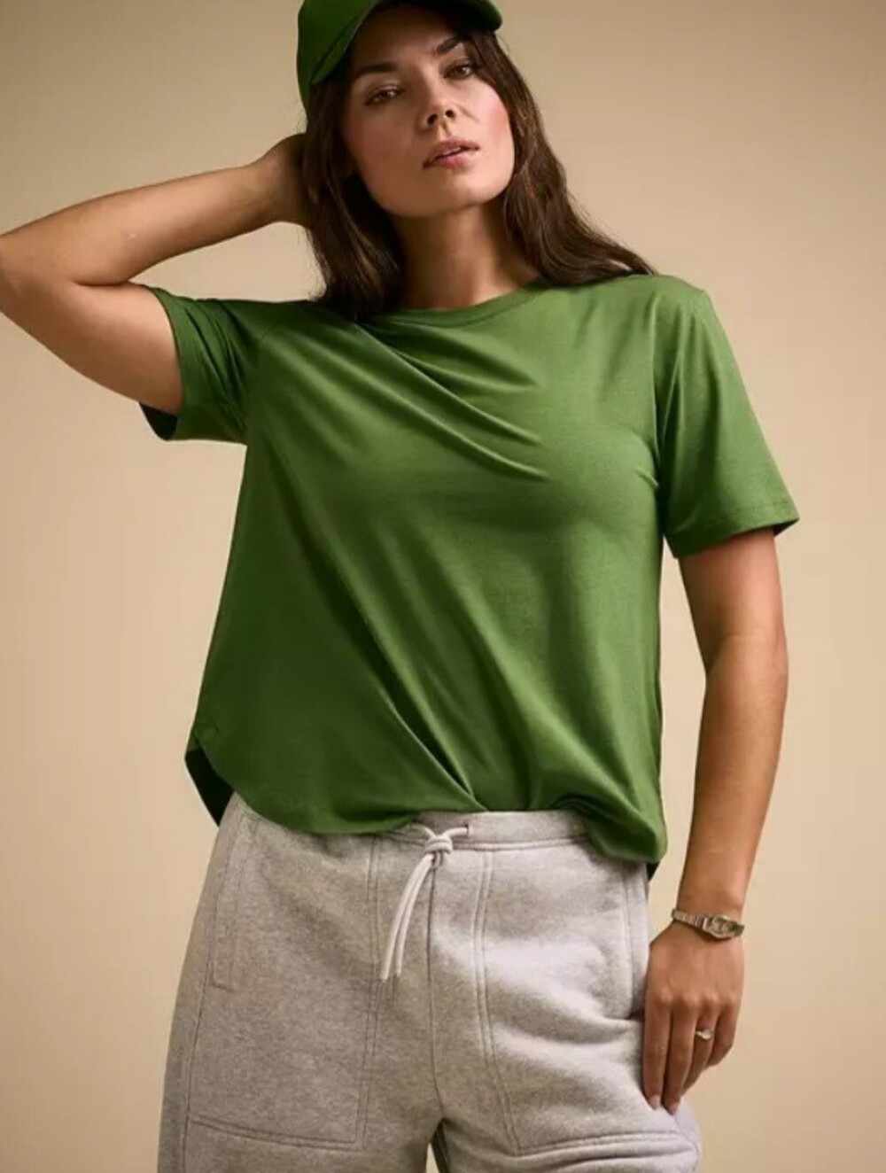 Women's Relaxed Crewneck Tee in Willow Green